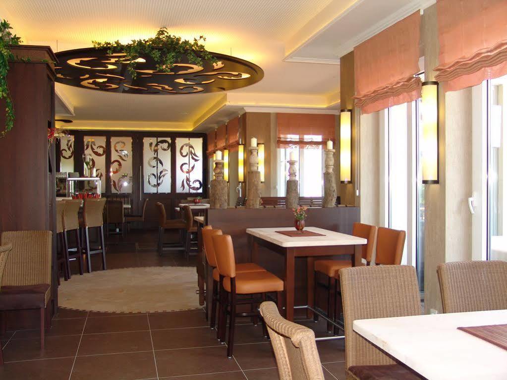 M13 Hotel Riol Экстерьер фото